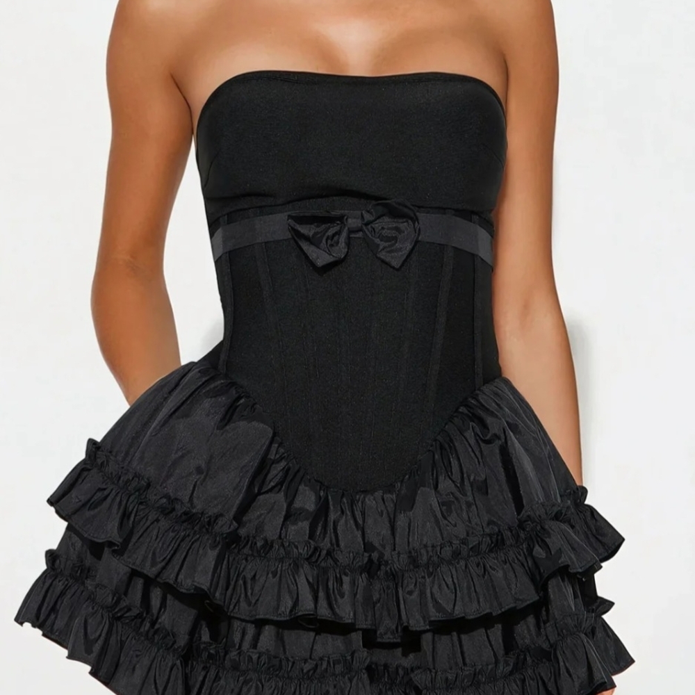 Fashion Nova Black Strapless Dress